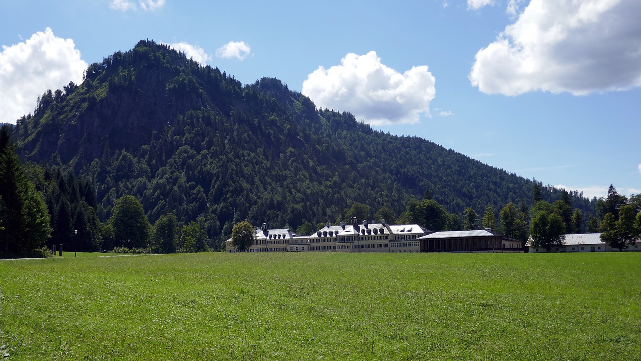윤석열 대통령 탄핵안 발의! 대한민국 정치의 새로운 전환점이 될까?